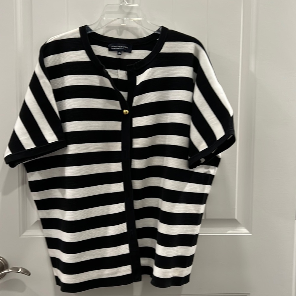 Jones New York 2X Short Sleeved Cardigan